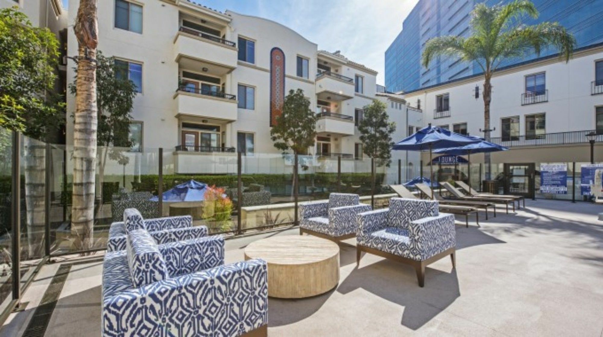 Global Luxury Suites At Tiverton Ave Los Ángeles Exterior foto